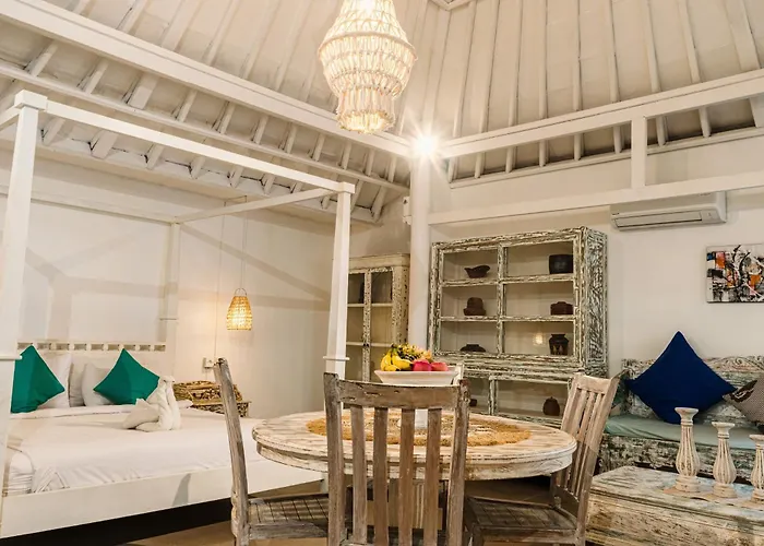 Villa Helenia Canggu, Private Pool, Fast Wifi, 4 Min To Finns Canggu (Bali)