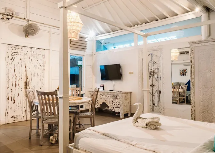 Helenia Canggu, Private Pool, Fast Wifi, 4 Min To Finns Villa